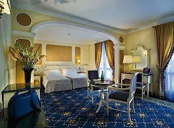 Palace Meggiorato Otel